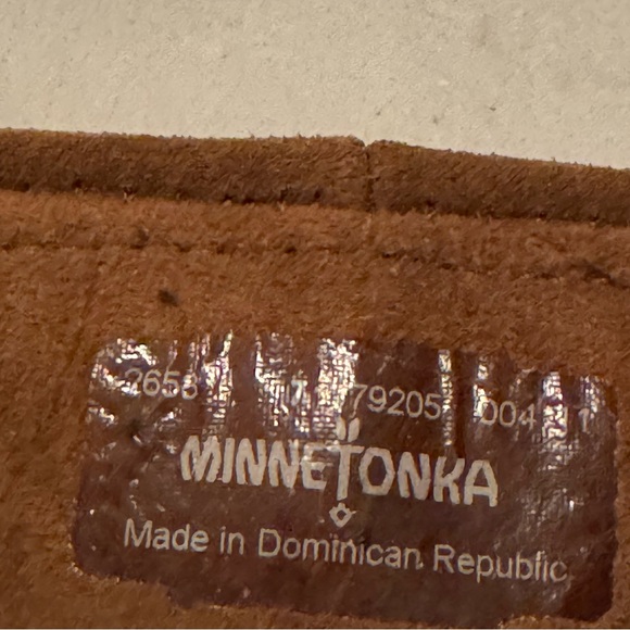 Minnetonka Fringe 3 Layer Size 7 Boots - Picture 3 of 6